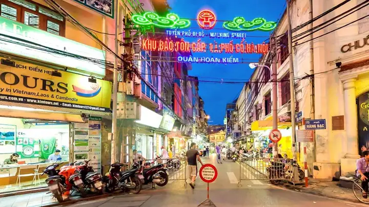 Hình Ảnh Phố Cổ Hà Nội Về Đêm