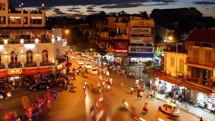 Hình Ảnh Phố Cổ Hà Nội Về Đêm