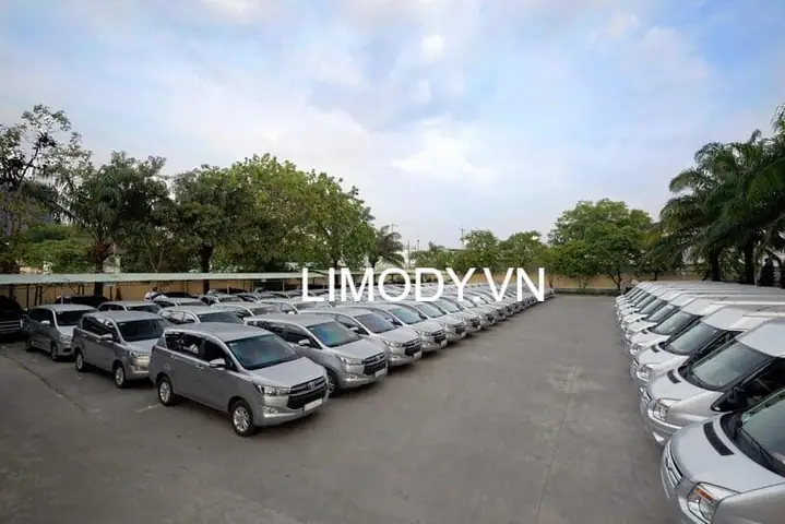 12.taxi Minh Huê