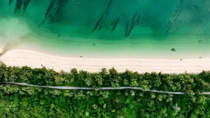Giới Thiệu Bãi Biển Tình Yêu Cô Tô