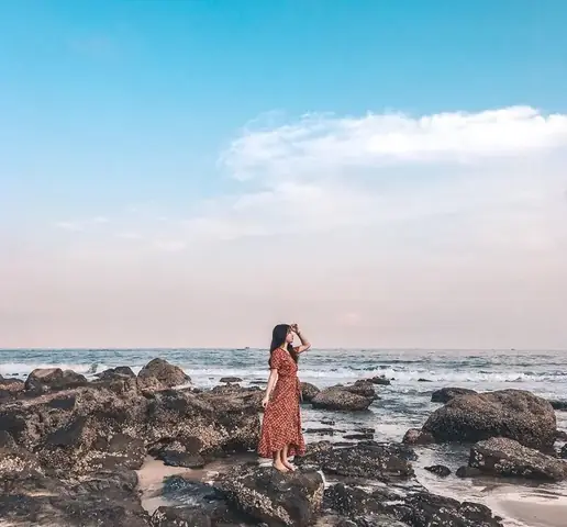 Chơi Gì Ở Bãi Đá Tình Yêu Quan Lạn?