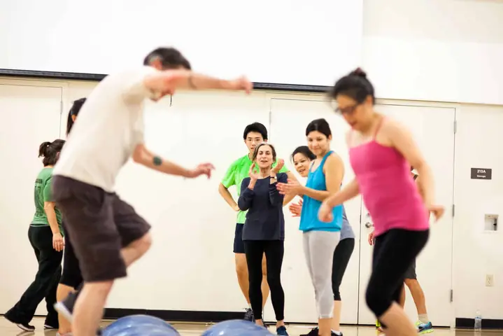 Tận Hưởng Mùa Lễ Hội: Cân Bằng Và Kết Nối Tại Ymca Khu Phố Tàu