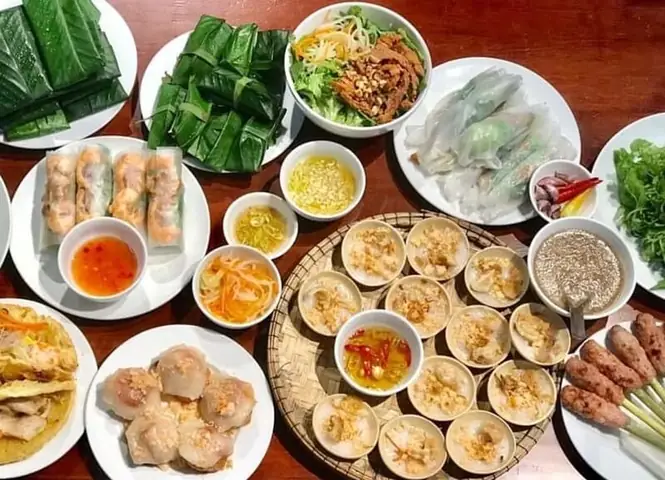 4, O Thủy – Quán Bánh Nậm Ở Trung Tâm Thành Phố Huế 4, O Thủy – Quán Bánh Nậm Ở Trung Tâm Thành Phố Huế