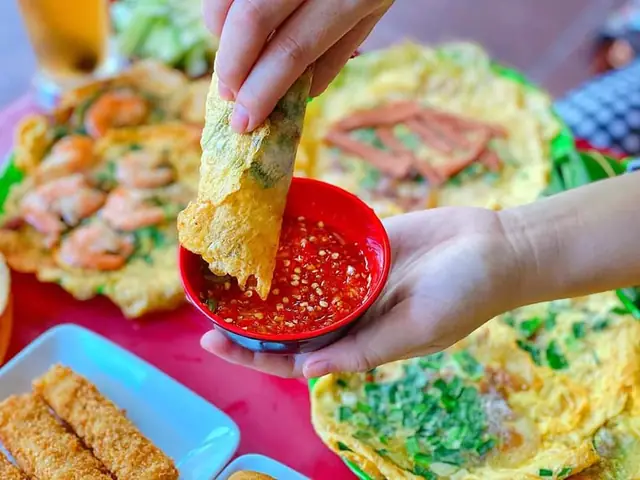 Top 6 Quán Bánh Ép Ngon Nổi Tiếng Ở Huế - Khamphahue.com.vn