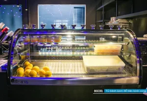 Tủ Bánh Kem Để Bàn Kính Cong Tv-t1200 1m2