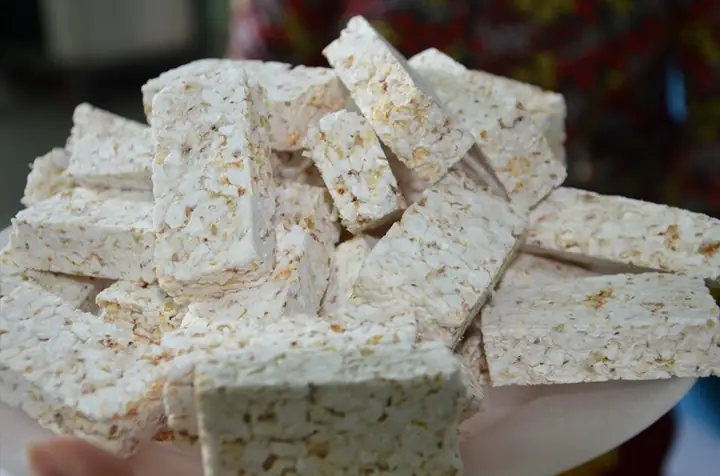 10. Bánh Nổ Quảng Nam