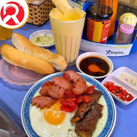 Khám Phá Hương Vị Đặc Trưng Bánh Mì Trứng Đánh Kem Hải Phòng