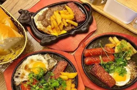 Bánh Mì Chảo Nha Trang - 6 Quán Ngon, Đắt Khách Nhất Bánh Mì Chảo Nha Trang - 6 Quán Ngon, Đắt Khách Nhất