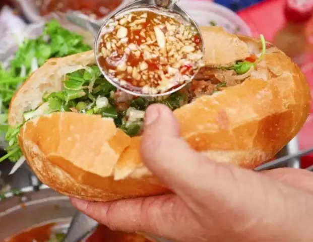 Má Tư – Top Quán Bánh Mì Xíu Mại Ngon Nhất Sài Gòn