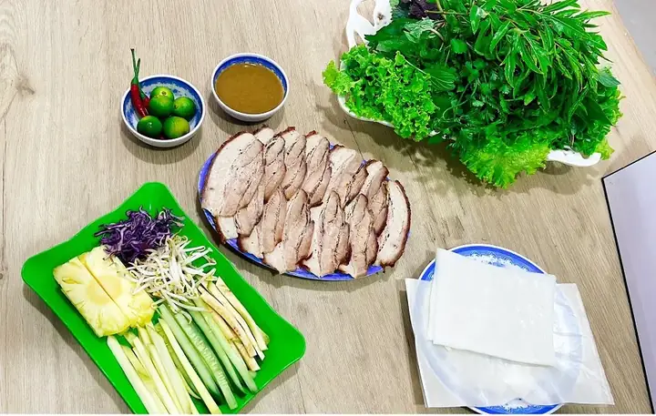 Khã´ng Gian Táº¡i Gáº¡ch Quã¡n Pháº¡m Ngá»c Tháº¡ch