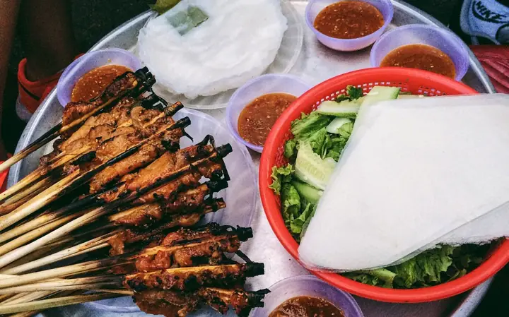 10. Bánh Ướt Thịt Nướng Cô Lợi Hội An