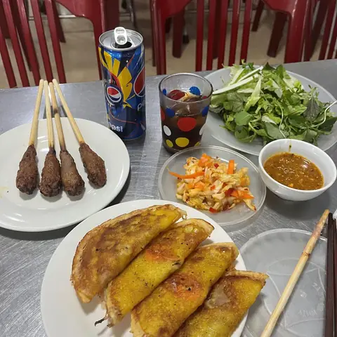 14. Hải Đảo – Quán Bánh Ướt Thịt Nướng Hội An Ngon Khó Quên