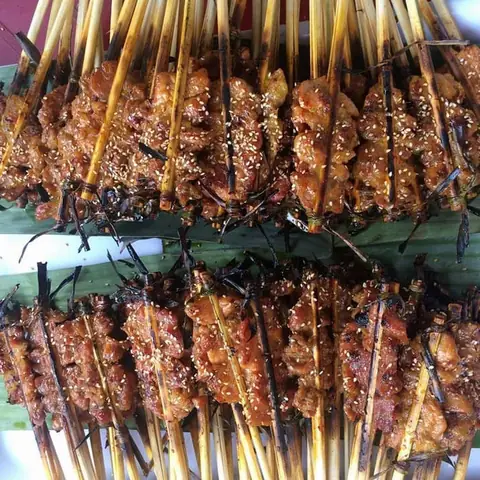 Bánh Xèo, Bánh Ướt Thịt Nướng Hội An Bà 9