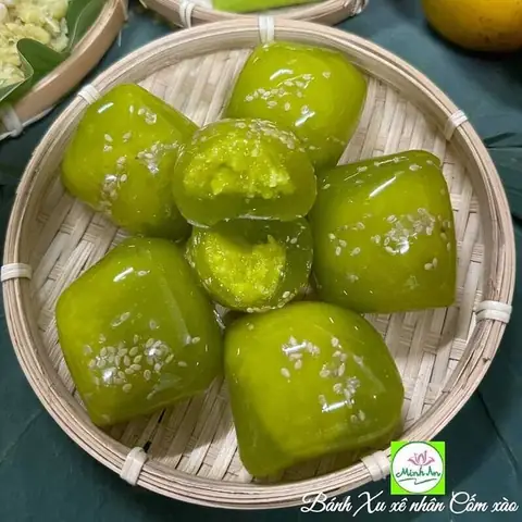 Bánh Xu Xê Cốm Xào