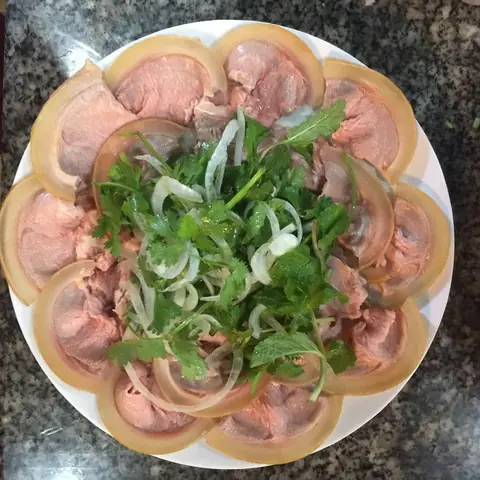 Bê Thui Cầu Mống Đà Nẵng Ăn Ở Đâu Ngon? - Quán Hương