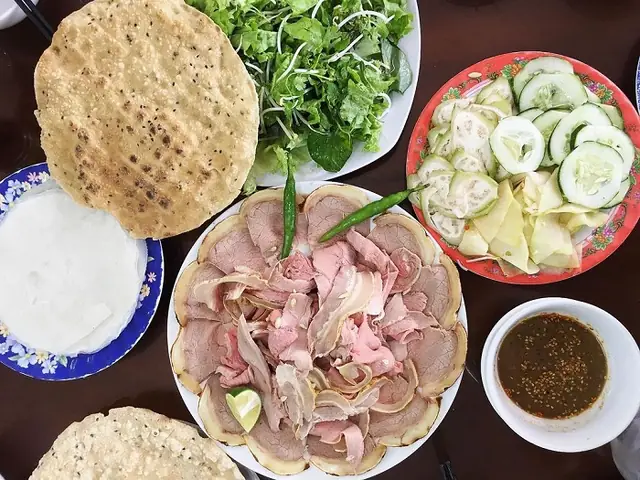 Bê Thui Cầu Mống Đà Nẵng Ăn Ở Đâu Ngon? - Quán Rô