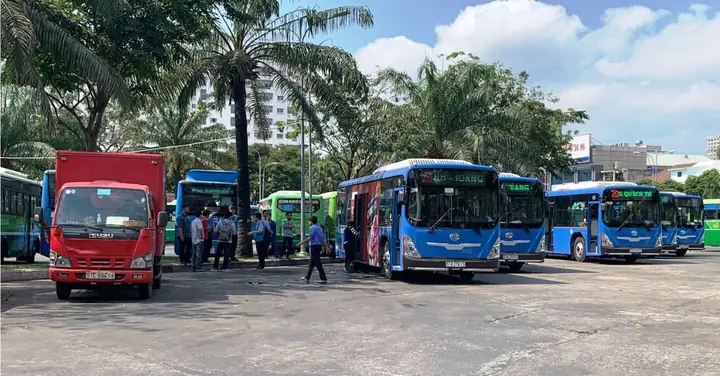 Các Tuyến Xe Buýt Đi Qua Công Viên 23 Tháng 9