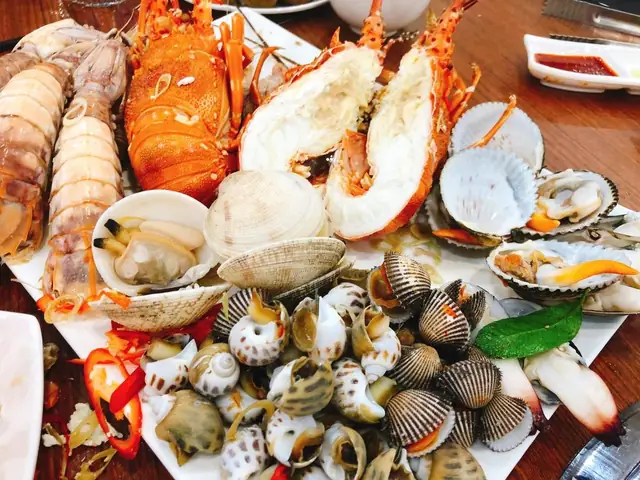 Làm Gì Ở Vĩnh Hy?