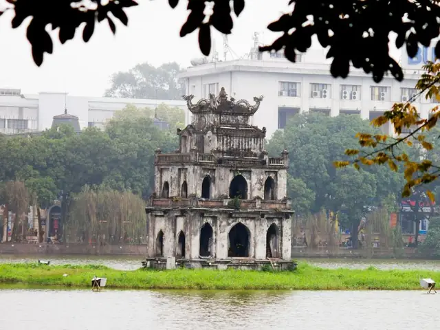 Điểm Đến Biểu Tượng Khi Du Lịch Hà Nội -
