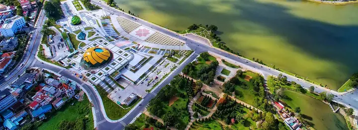 Quảng Trường Lâm Viên - Biểu Tượng Của Thành Phố Đà Lạt Thơ Mộng
