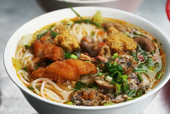 11. Bún Cá Cay Hải Phòng Ngon Ở Hà Nội – Số 59 Hoàng Cầu