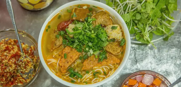 Top 10 Quán Bún Cá Quy Nhơn Ngon, Giá Rẻ, Đông Khách Nhất