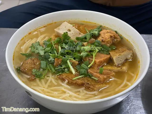 10+ Quán Bún Chả Cá Đà Nẵng Ngon Nhất, Luôn Đông Khách