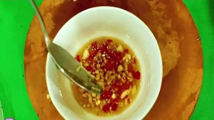 Cá Bạc Má Hấp Cuốn Bánh Tráng