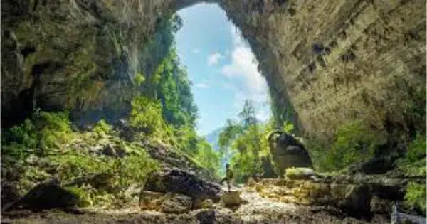 Hang Tiên - Hang Động Thạch Nhũ Ở Việt Nam Hang Tiên - Hang Động Thạch Nhũ Ở Việt Nam