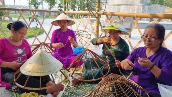 Những Làng Nghề Truyền Thống Nổi Tiếng Xứ Huế Những Làng Nghề Truyền Thống Nổi Tiếng Xứ Huế