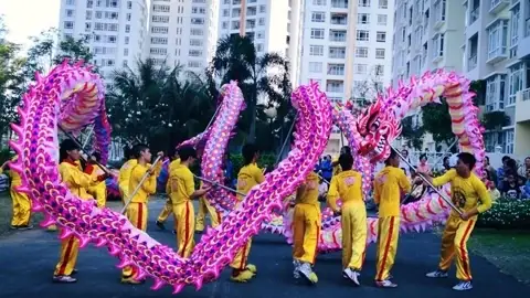 Lễ Hội Truyền Thống Của Người Hoa | Báo Nhân Dân Điện Tử