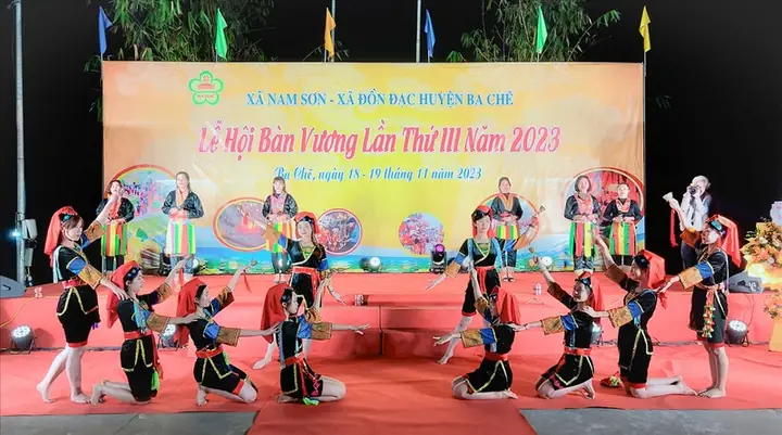 14. Lễ Hội Bàn Vương 14. Lễ Hội Bàn Vương