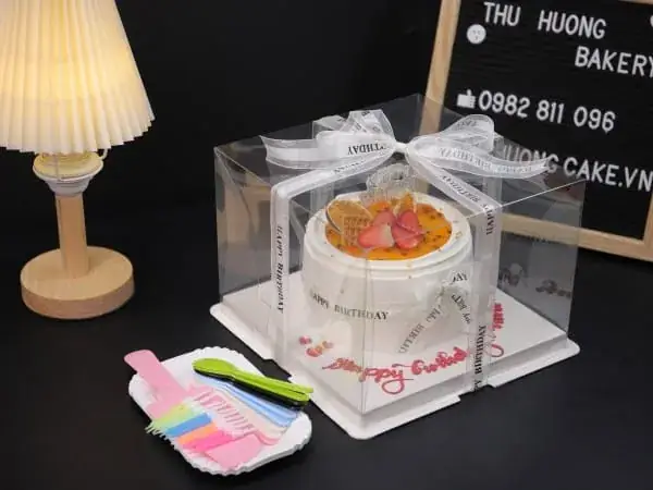 Hộp Đựng Bánh Sinh Nhật Trong Suốt