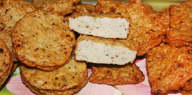 Bước 2: Làm Chả Cá Thu Bước 2: Làm Chả Cá Thu