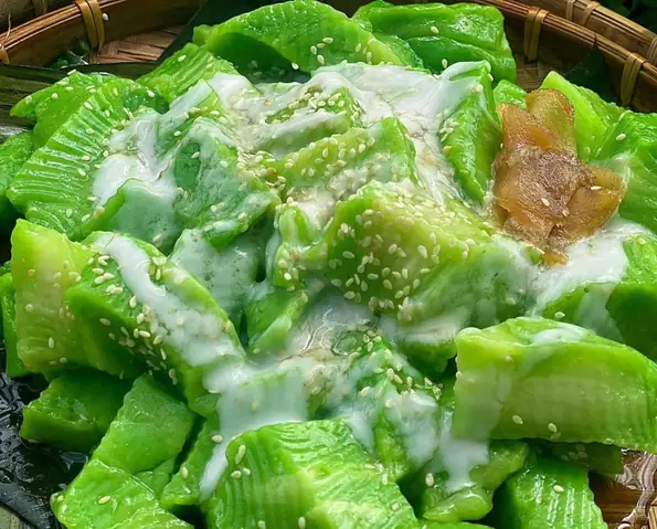 Bánh Đúc Lá Dứa Thơm Lừng: Sắc Xanh Tự Nhiên