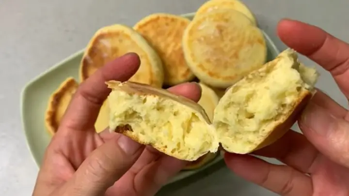 Tiến Hành Nướng Bánh Mì Áp Chảo