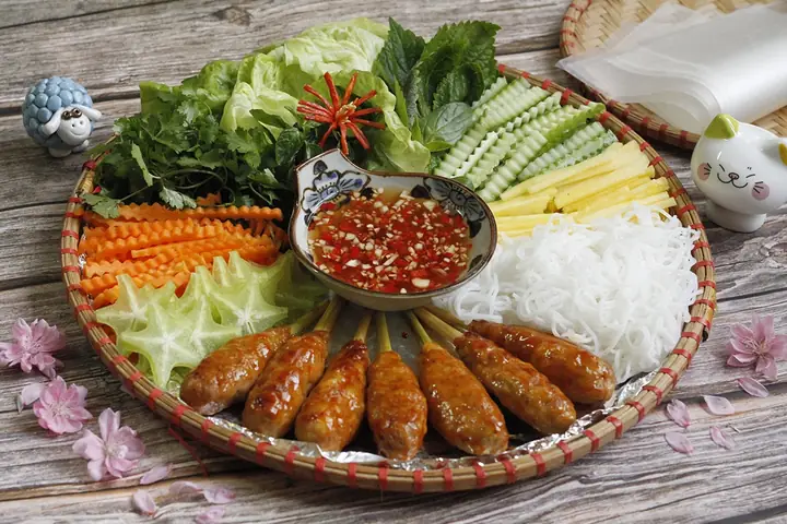 Cách Làm Nem Lụi Ngon Chuẩn Vị Cách Làm Nem Lụi Ngon Chuẩn Vị