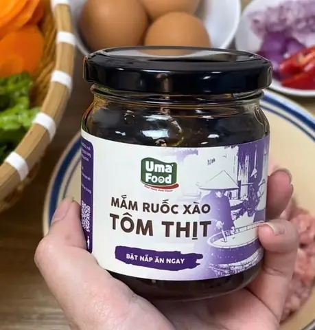 Vì Sao Nên Dùng Mắm Ruốc Xào Tôm Thịt Uma’ Food