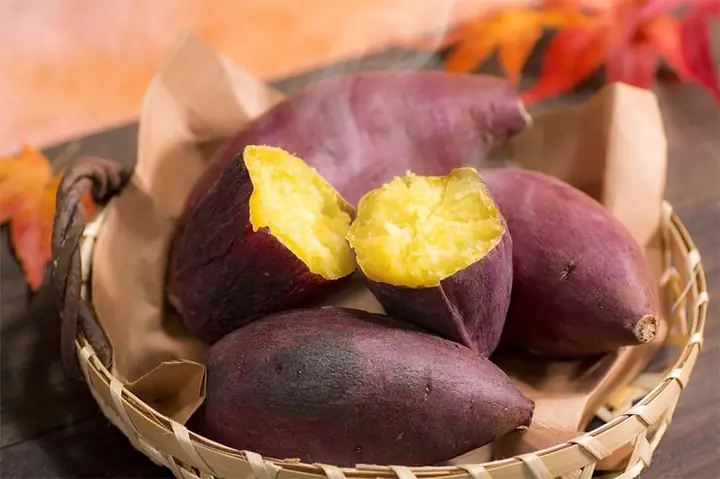 Bước 2: Hấp Khoai
