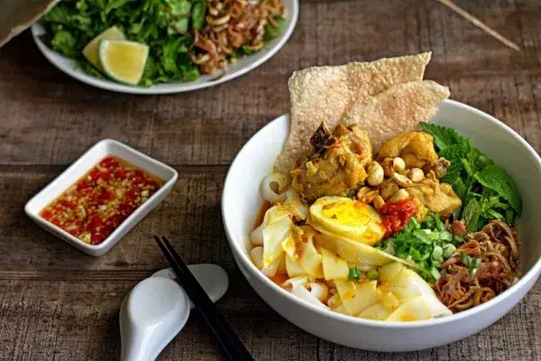 Cách Nấu Mì Quảng Gà, Mì Quảng Tôm Thịt Ngon Đúng Vị Quảng Nam