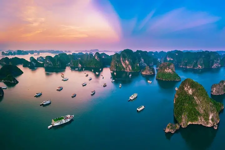 Bỏ Túi Những Kinh Nghiệm Mua Vé Tàu Tham Quan Vịnh Hạ Long Cho ...