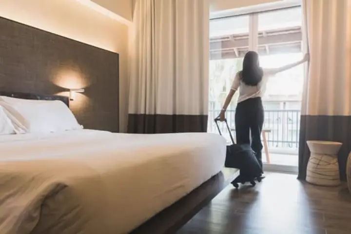 Quy Định Của Khách Sạn Về Trường Hợp Check-out Muộn