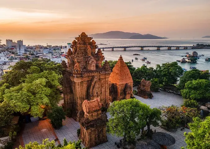 Tháp Bà Ponagar – Khám Phá Kiến Trúc Và Văn Hóa Chăm-pa