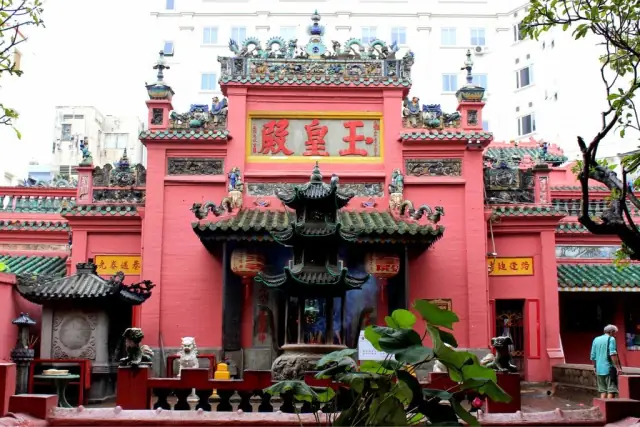 Cầu Công Danh Sự Nghiệp Ở Chùa Nào Đầu Năm May Mắn