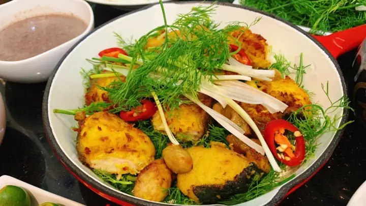 Review 2 Quán Chả Cá Giảng Võ Nổi Tiếng Có Ngon Như Lời Đồn ...