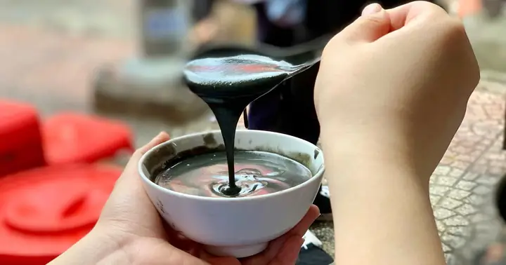 Ngọt Thanh Chè Mè Đen "gây Thương Nhớ" Suốt 40 Năm Giữa Tphcm Ngọt Thanh Chè Mè Đen "gây Thương Nhớ" Suốt 40 Năm Giữa Tphcm