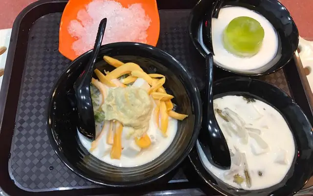 Chè Sầu Liên 33 Hàn Thuyên Cũ Ở Hà Nội | Foody.vn