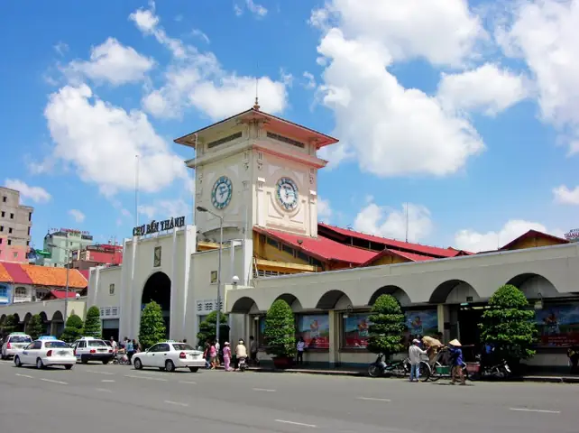 Tham Quan Chợ Bến Thành - Nét Đặc Trưng Của Sài Gòn