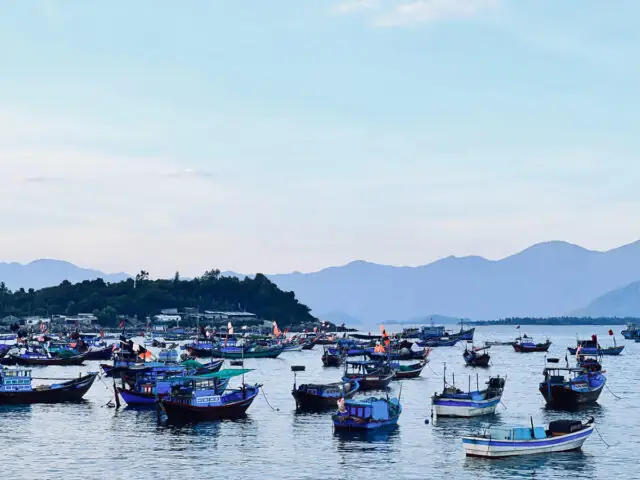 Chợ Vĩnh Lương – Điểm Đến Của Hải Sản Vừa Đánh Bắt