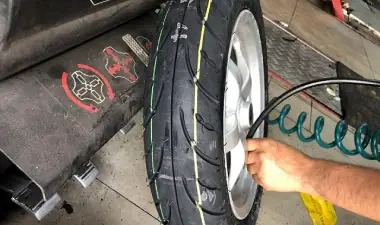 Những Nơi Vá Vỏ Không Ruột Xe Máy, Xe Tay Ga Ở Đâu Uy Tín Tại Tphcm